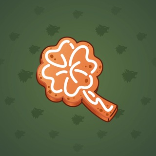 Clover Pin Fortune Cookie model gift number 127282